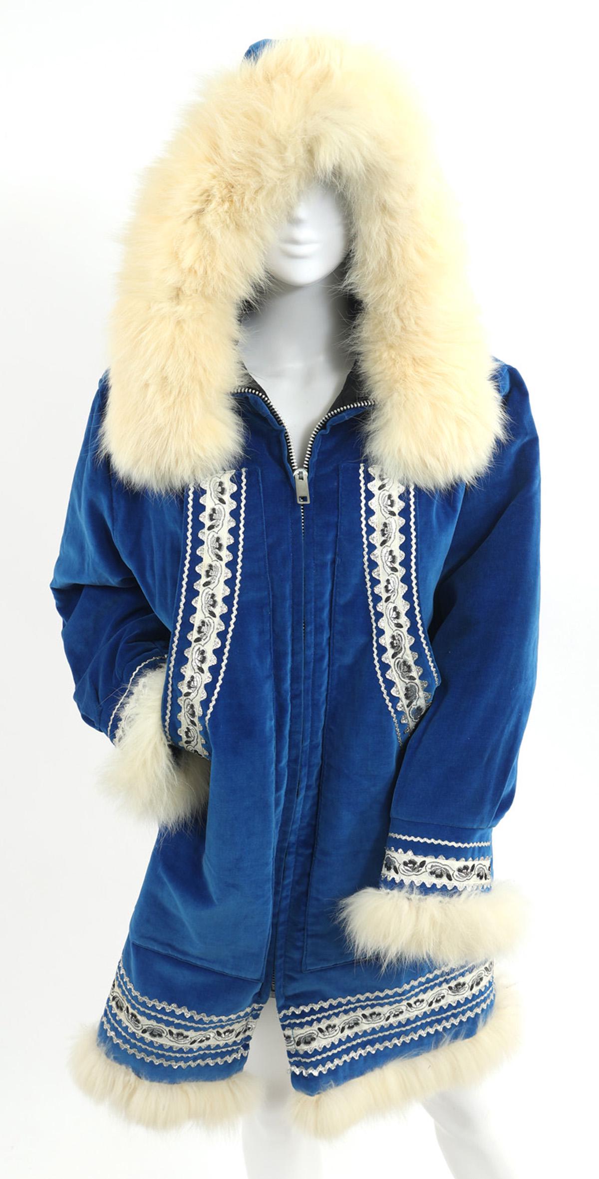 ALASKAN ESKIMO CEREMONIAL DANCE PARKA (1 of 13)