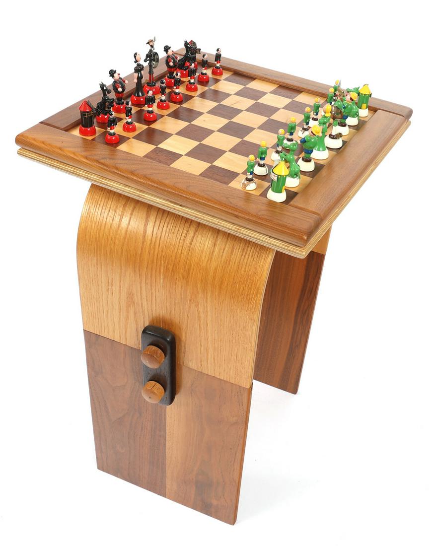 DAVID LEVY MODERN HANDCRAFTED WOOD CHESS TABLE (1 of 11)