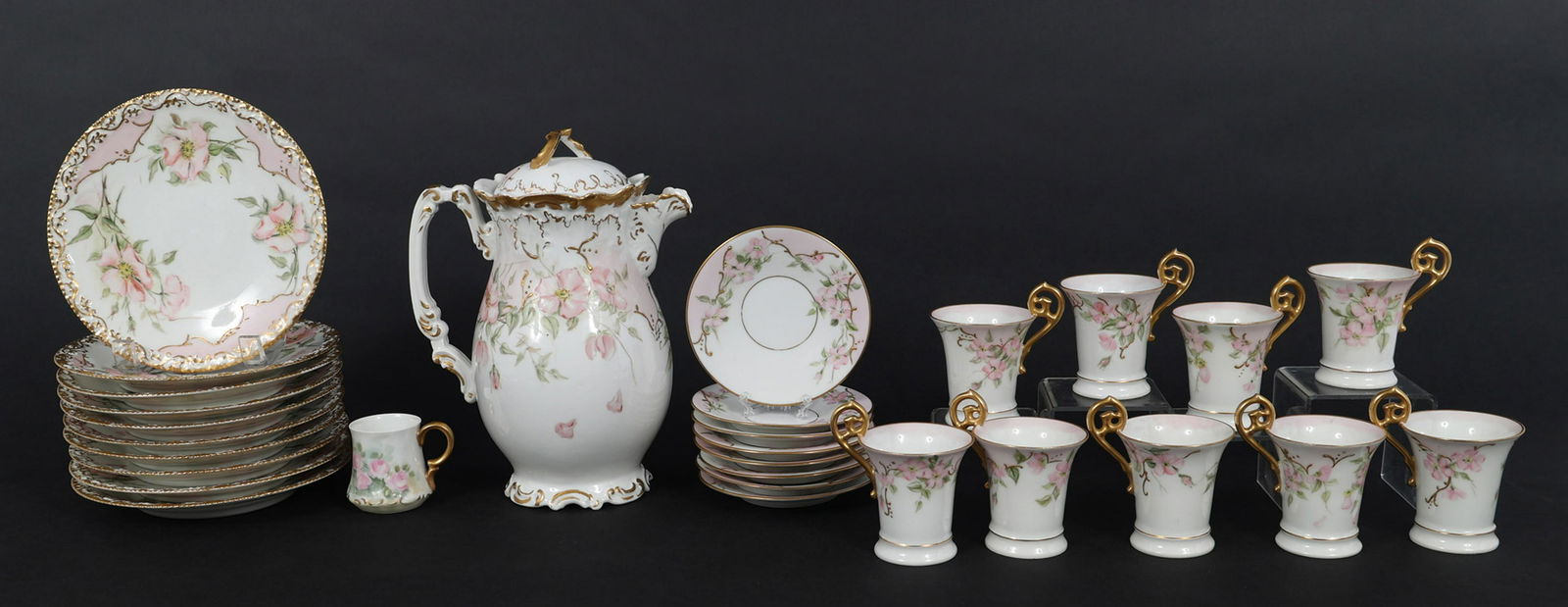 T&V LIMOGES PORCELAIN TEA SET - TEAPOT, CUPS, SAUCERS (1 of 18)