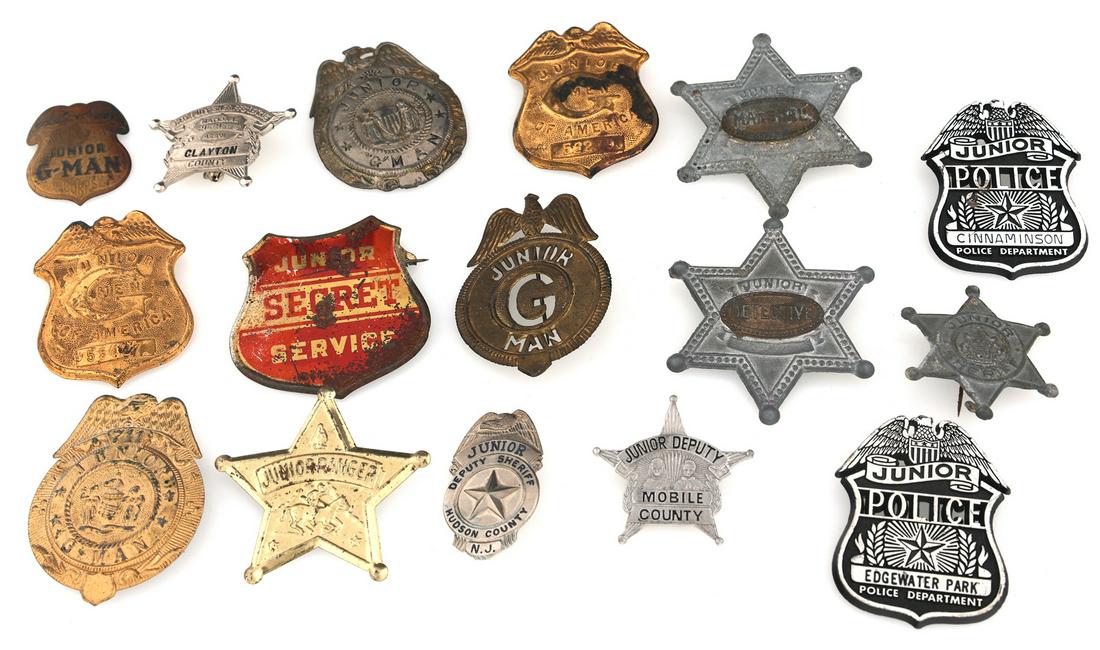 JUNIOR LAW ENFORCEMENT TOY BADGES (1 of 4)