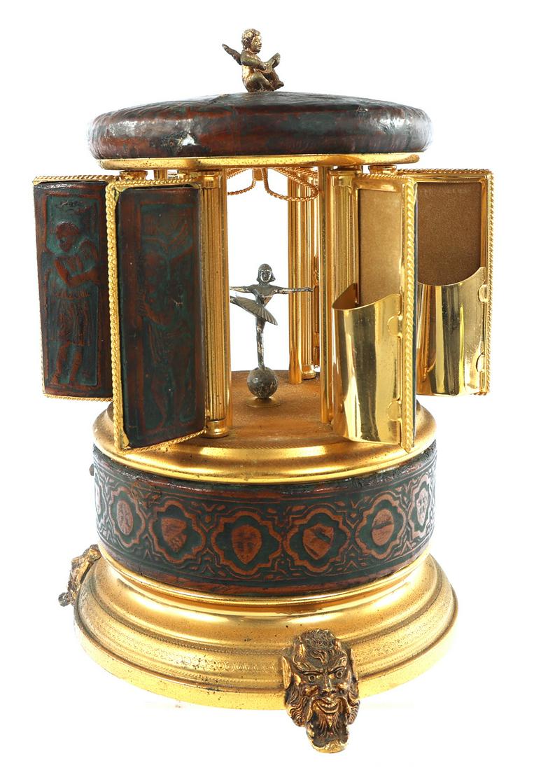 SWISS MUSICAL MOVEMENT CIGARETTE CAROUSEL (1 of 9)