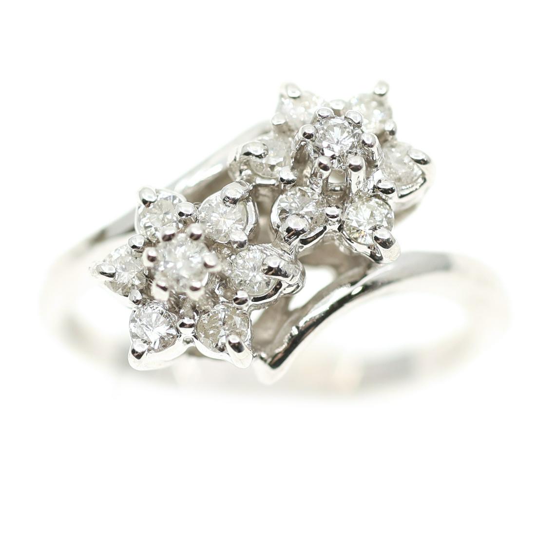 14K WHITE GOLD 0.38 CTW DIAMOND CLUSTER RING (1 of 7)