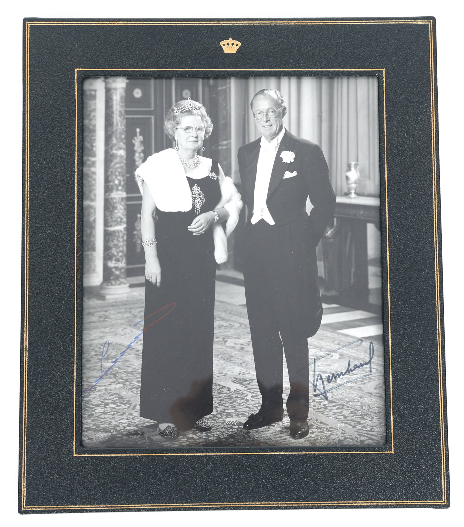 QUEEN JULIANA & PRINCE BERNHARD SIGNED PHOTO (1 of 5)