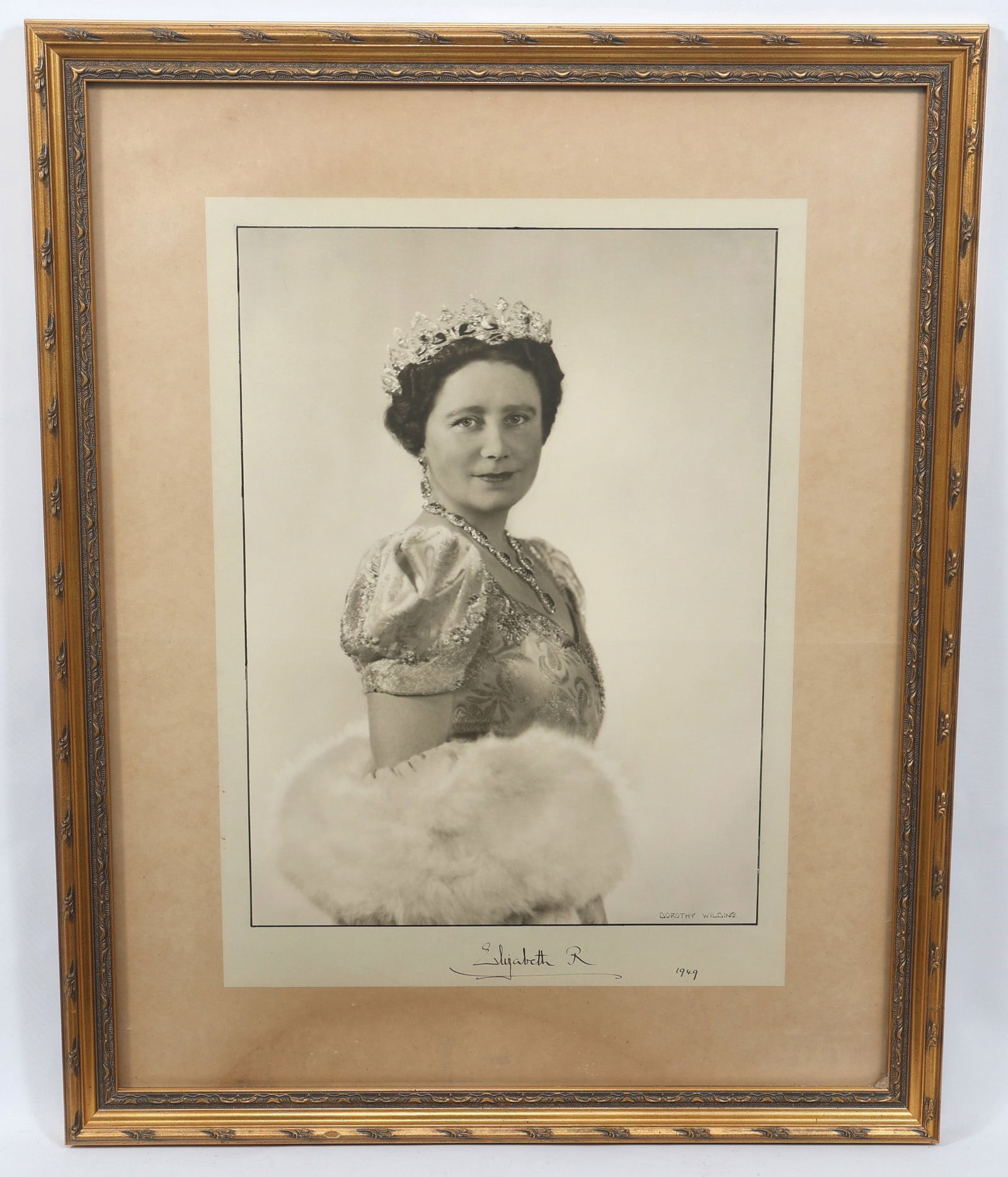 1949 QUEEN ELIZABETH THE QUEEN MOTHER SIGNED PHOTO (1 of 7)