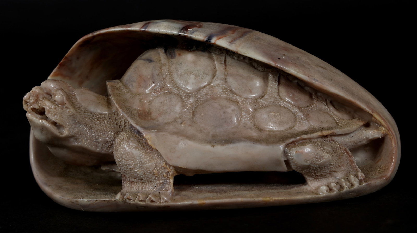 CHINESE CARVED SHOUSHAN STONE TURTLE: CHINESE CARVED SHOUSHAN STONE TURTLE Chinese carved Shoushan stone of a turtle, not marked. Size: 7 x 3.5 x 3.25"