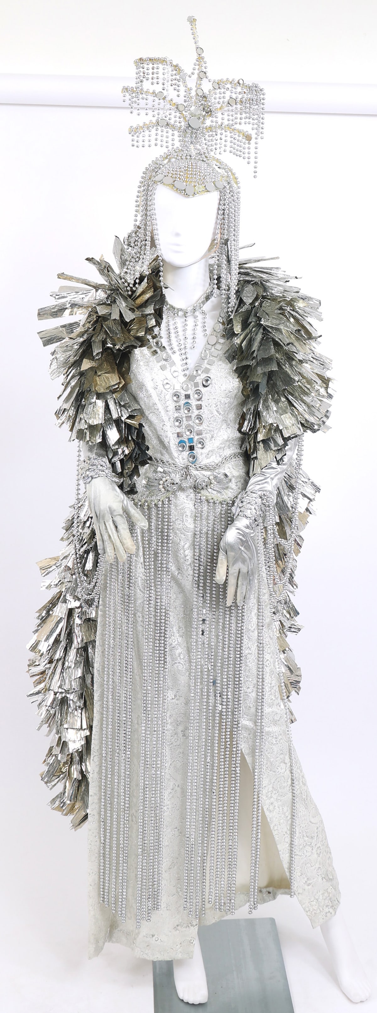 SHOWGIRL COSTUME FROM "THE ROGERS FOLLIES" (1 of 18)