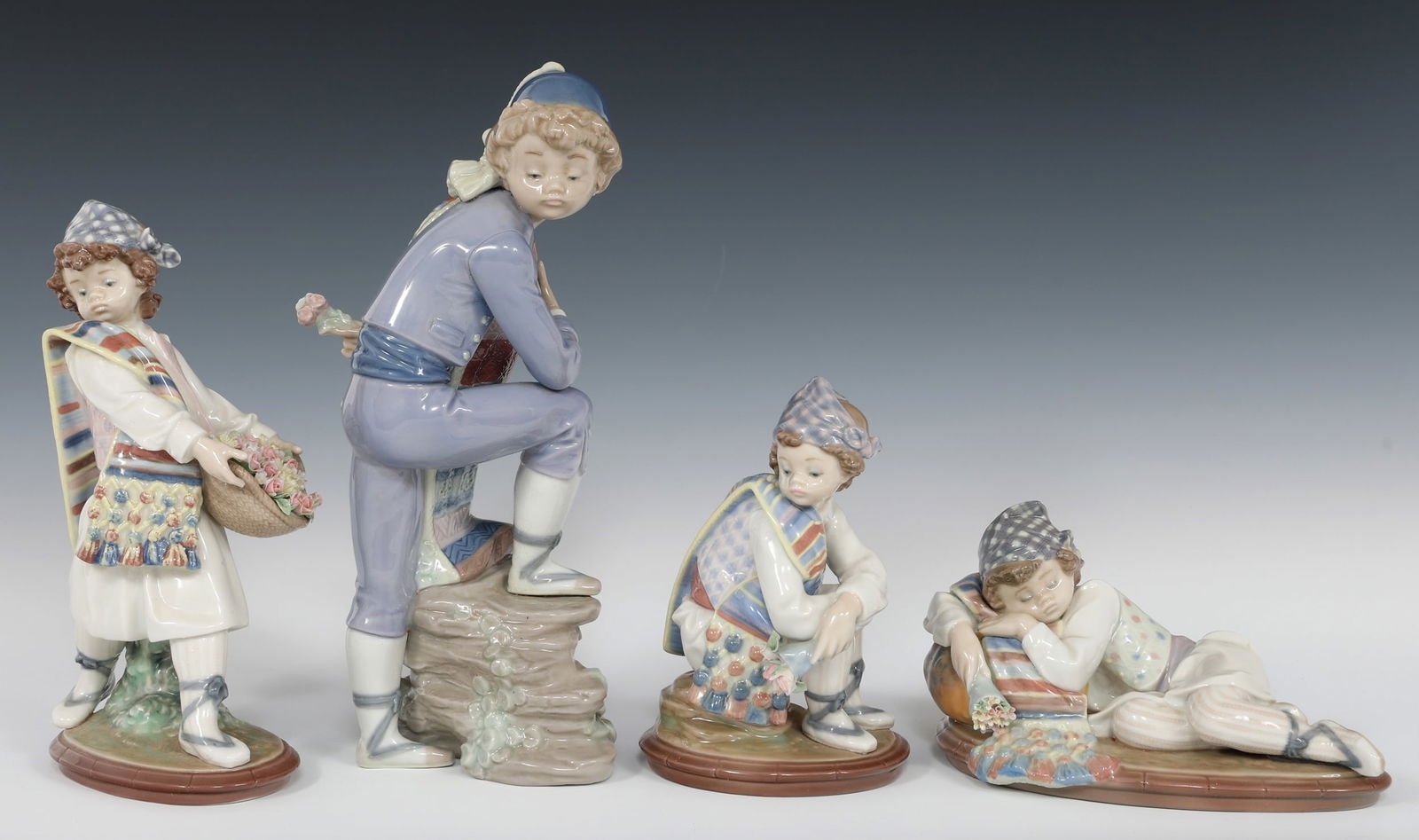 LLADRO VALENCIA PORCELAIN FIGURINES (1 of 14)