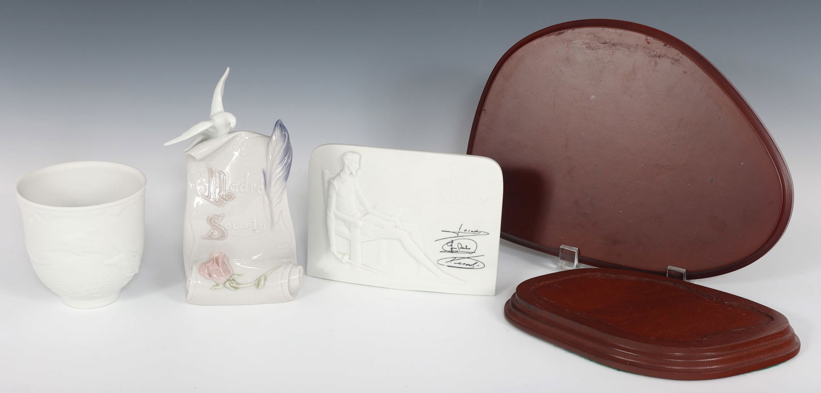 LLADRO COLLECTOR SOCIETY PLAQUES, CUP, & BASES (1 of 5)