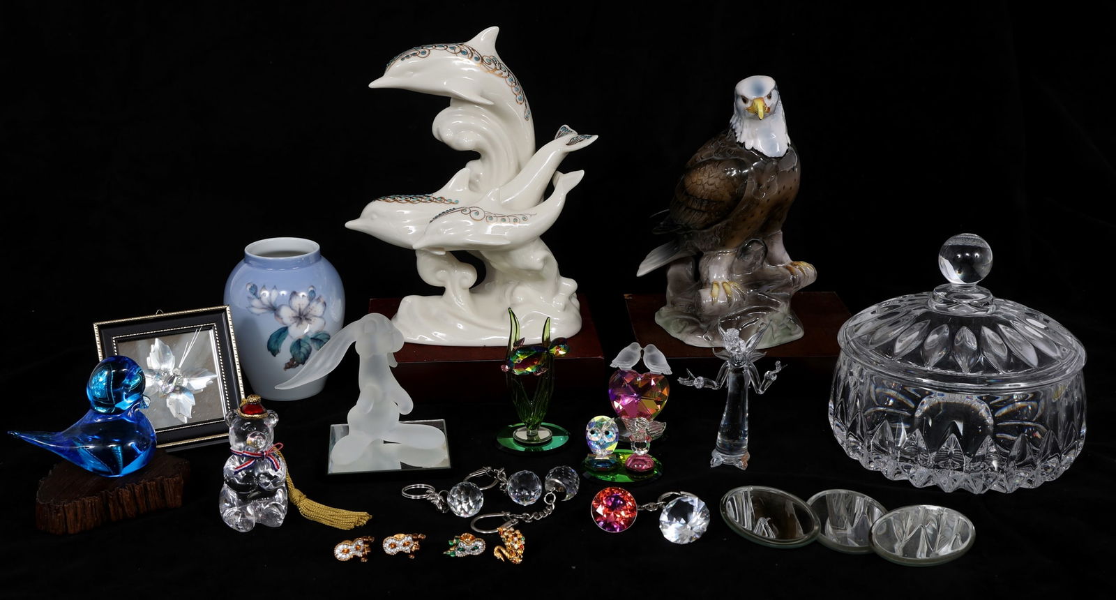 ART GLASS & PORCELAIN FIGURINES & VASES (1 of 10)