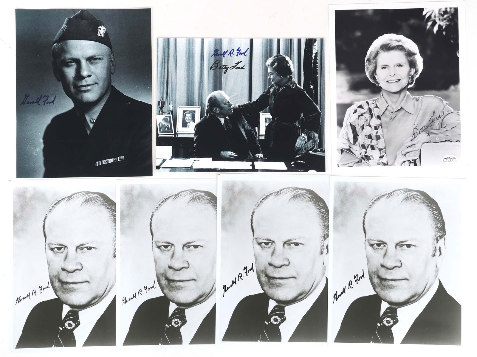 US PRESIDENT GERALD FORD & FIRST LADY AUTOGRAPHS (1 of 5)