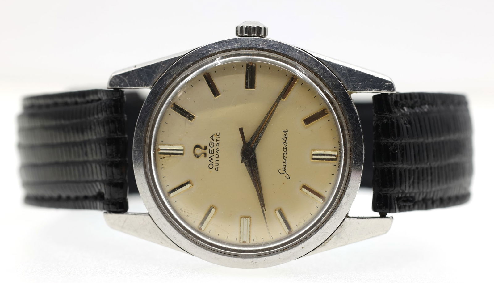 MEN'S 1962 OMEGA AUTOMATIC SEAMASTER WRISTWATCH (1 of 8)