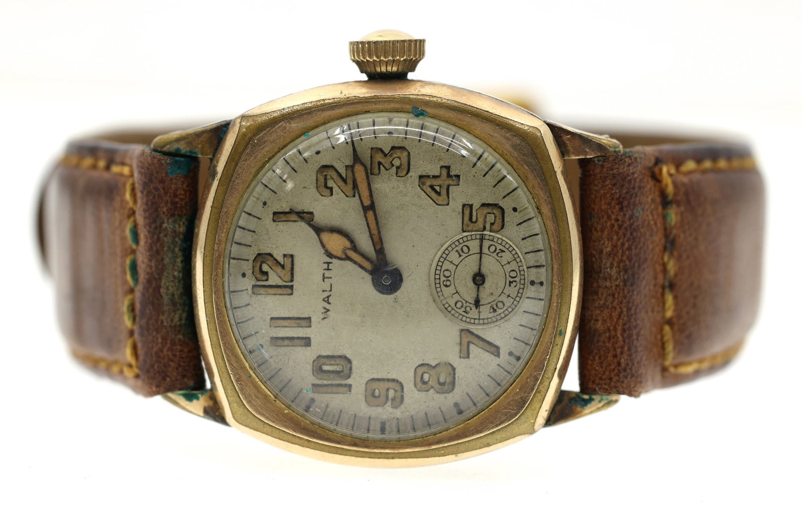 MEN'S WALTHAM GOLD-FILLED CASE MECHANICAL WRISTWATCH: MEN'S WALTHAM GOLD-FILLED CASE MECHANICAL WRISTWATCH Men's Waltham gold-filled case mechanical wristwatch: Arabic numerals Serial #: 25127933 Case #: 7999402