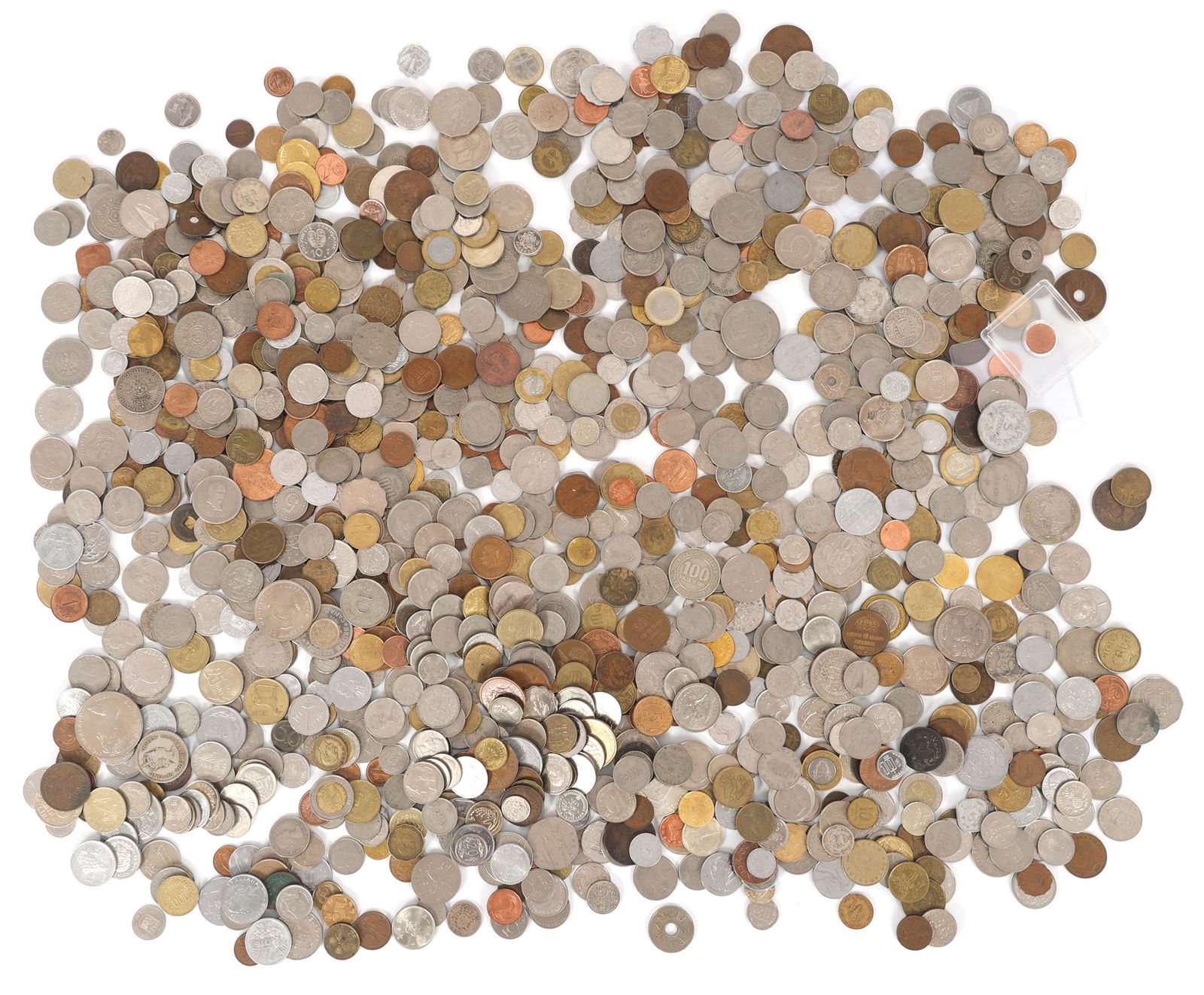 WORLD COINS BONANZA LOT - 14 LBS (1 of 10)