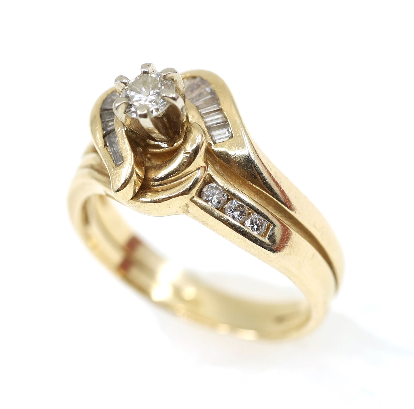 14K YELLOW GOLD 0.25 CTW DIAMOND WEDDING RING SET (1 of 5)