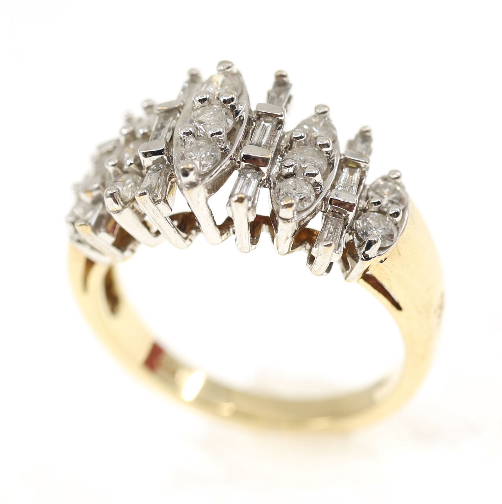 10K YELLOW GOLD 1.04 CTW DIAMOND CLUSTER RING (1 of 4)
