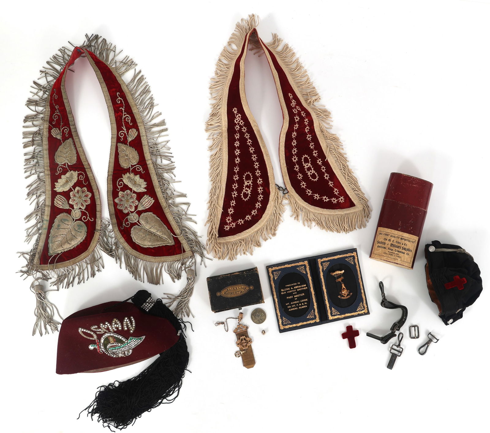 MASONIC SASHES, MEDAL, TOKEN, BOOK, & MORE (1 of 11)