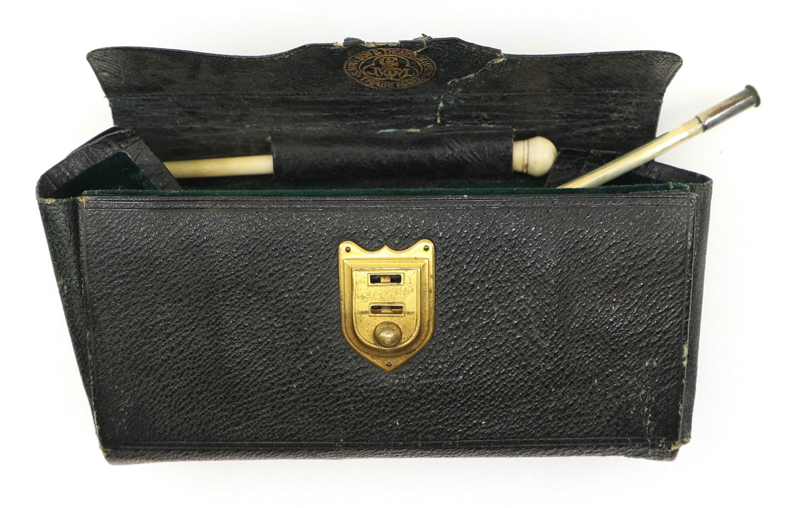 S MAW, SON & THOMPSON MEDICAL KIT (1 of 3)