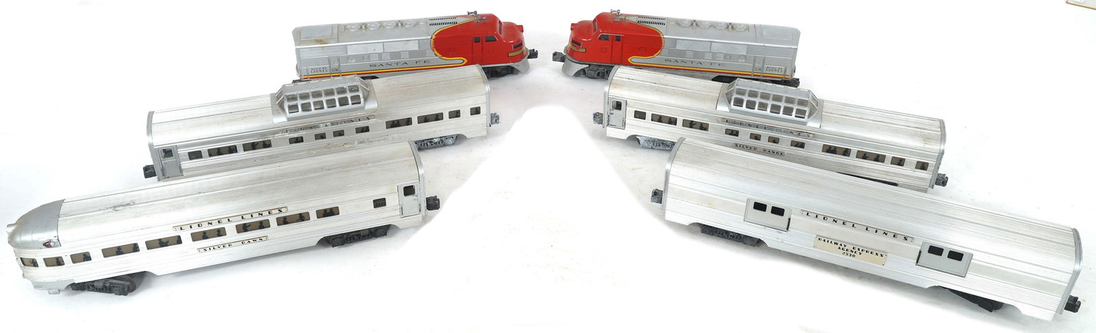 LIONEL O GAUGE MODEL TRAIN CARS (1 of 11)