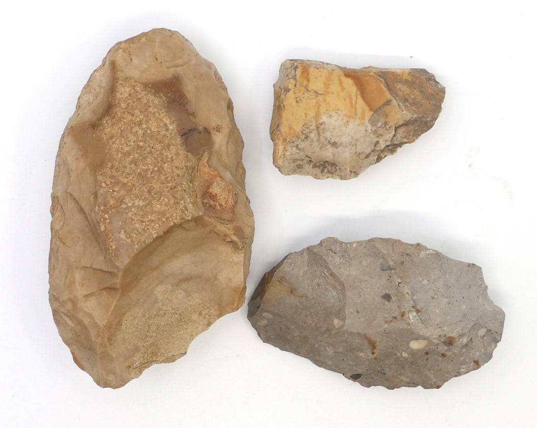 CARVED LITHIC POINTS FROM NORTH AMERICA (1 of 7)