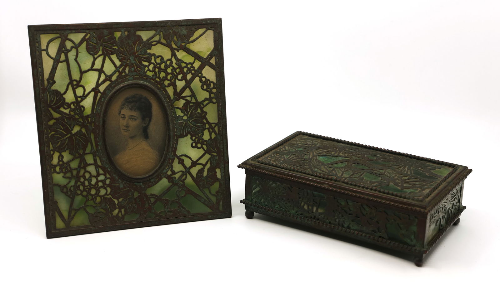 TIFFANY STUDIOS SLAG GLASS FRAME & BOX (1 of 17)