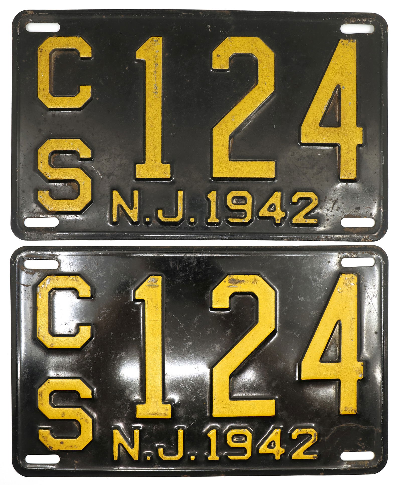 1942 NEW JERSEY LICENSE PLATES (1 of 4)