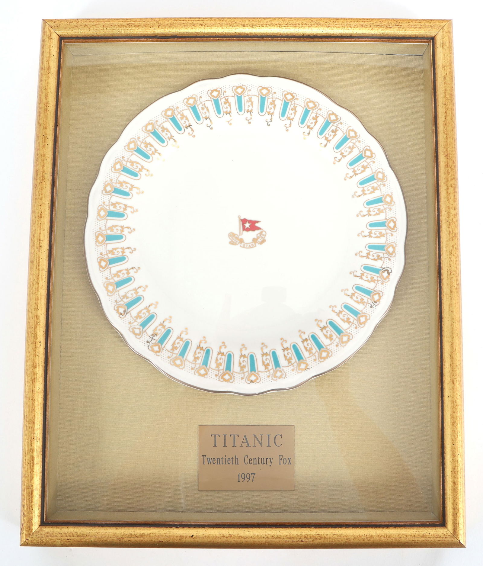 TITANIC 1997 MOVIE PROP DINNER PLATE (1 of 4)