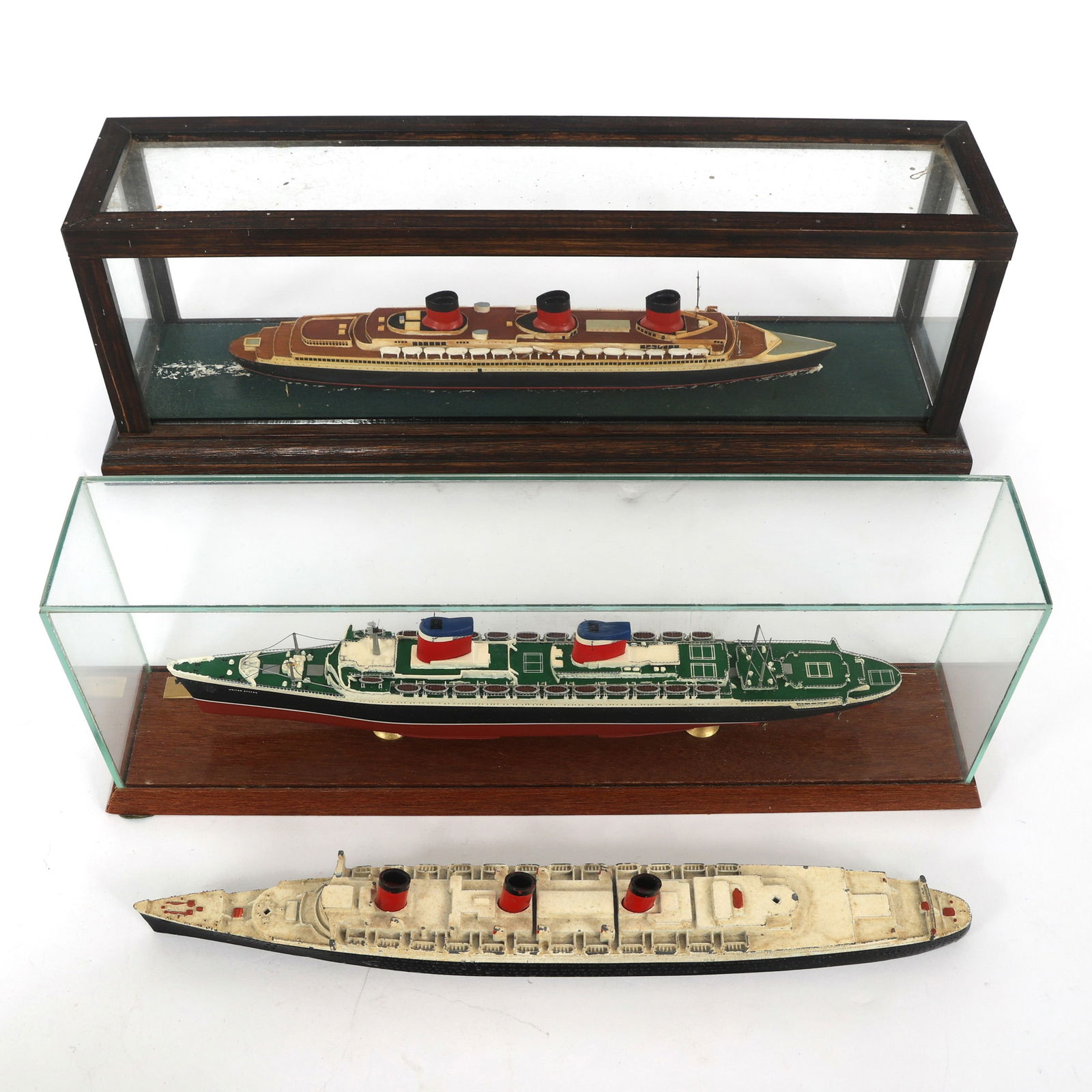 DIE-CAST MODEL SHIPS (1 of 15)