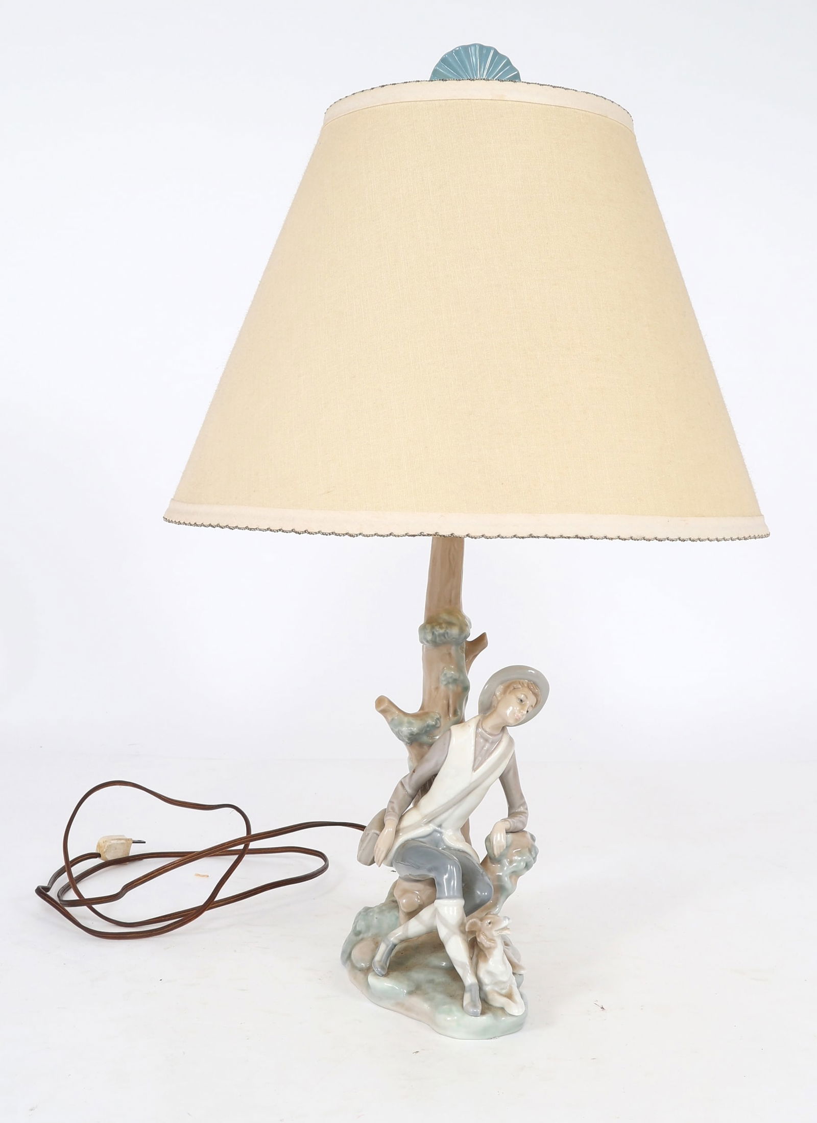 LLADRO PORCELAIN 4659 FIGURINE LAMP (1 of 7)
