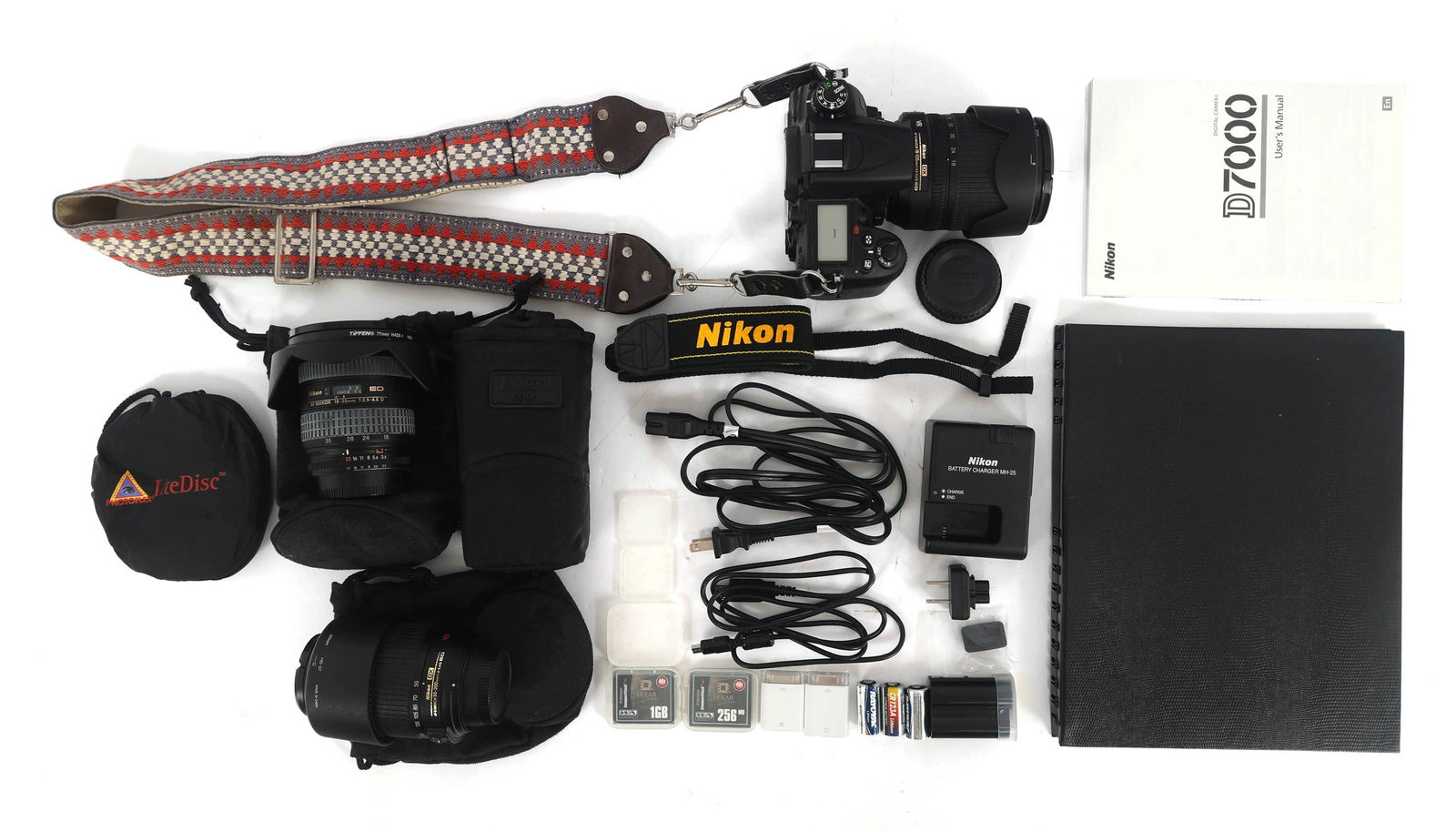 NIKON D7000 DSLR CAMERA, LENSES & ACCESSORIES (1 of 18)