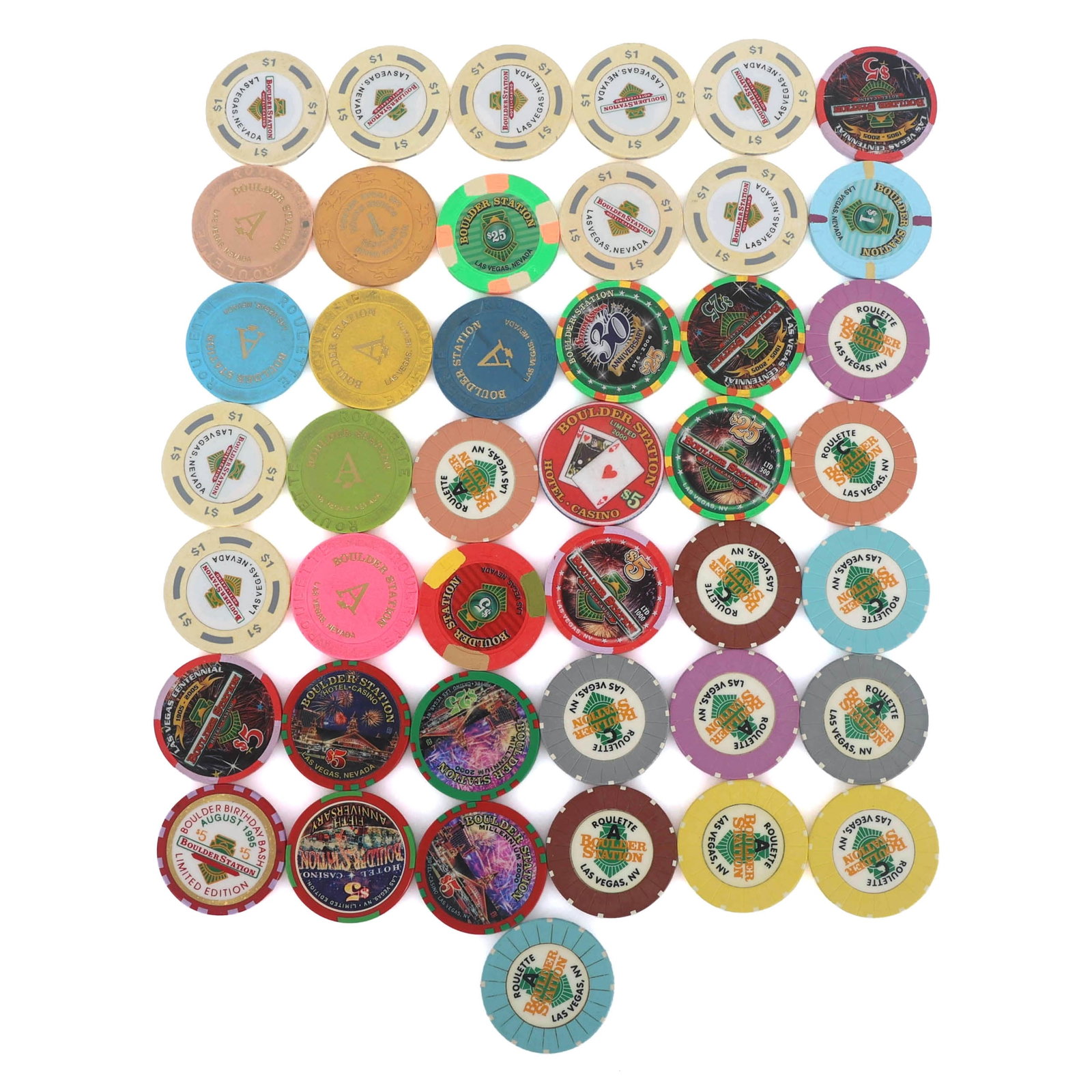BOULDER STATION CASINO CHIPS: BOULDER STATION CASINO CHIPS Boulder Station casino chips: (10) $1 (9) $5 (5) $25 (18) Roulette (1) No cash value Size: 1.5"