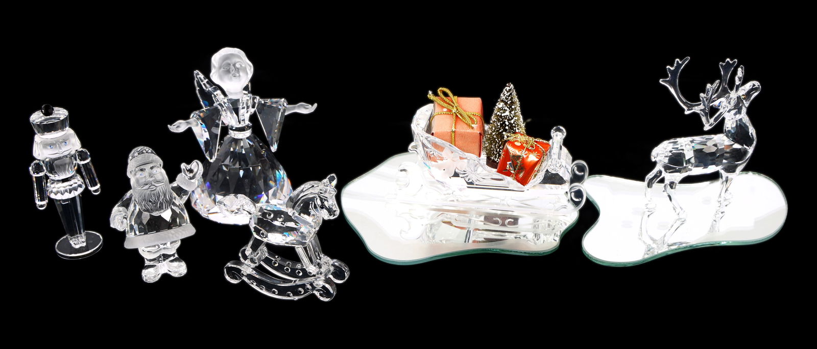 SWAROVSKI CRYSTAL CHRISTMAS FIGURINES (1 of 4)