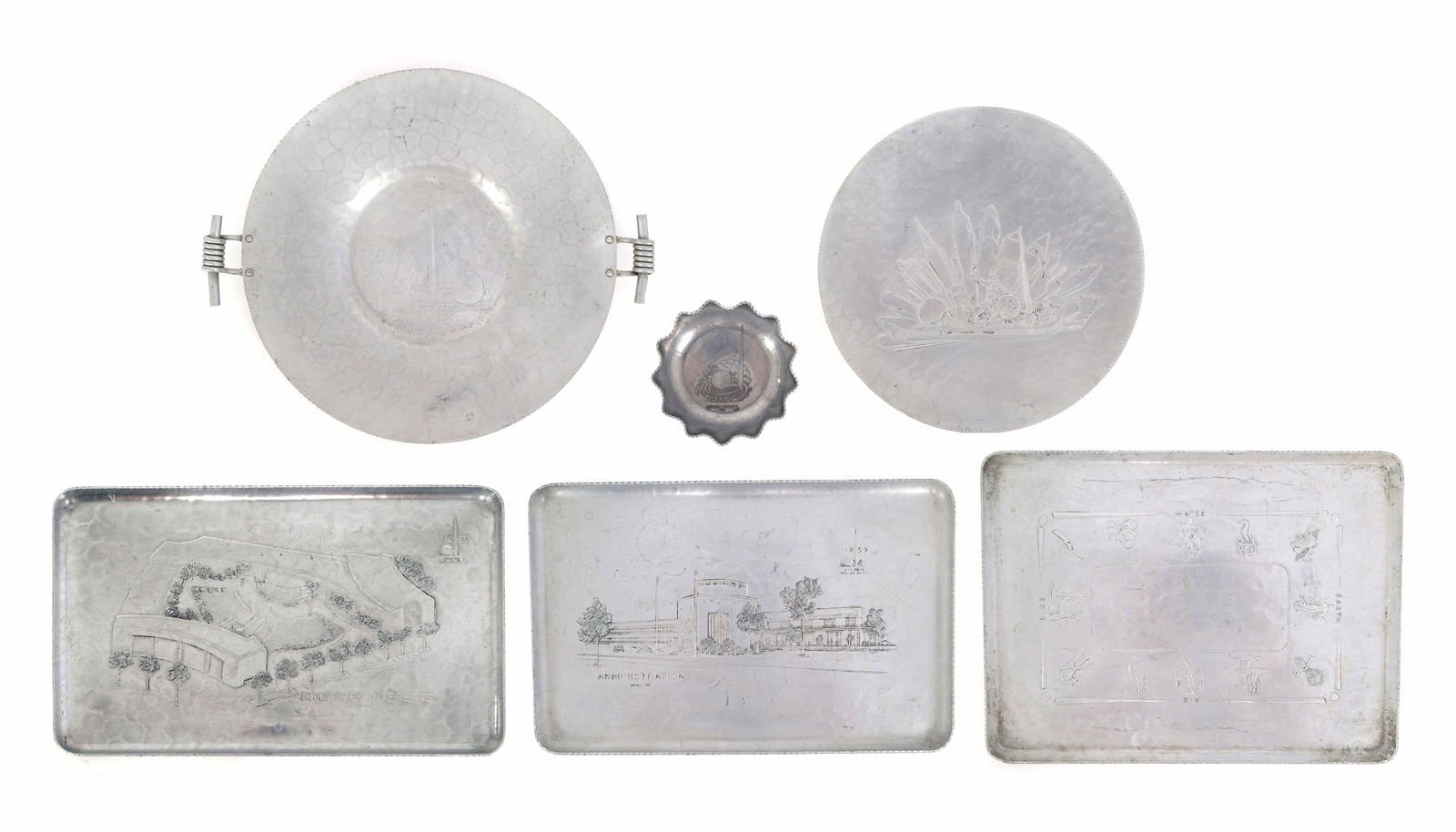 NEW YORK WORLD'S FAIR 1939 HAND-FORGED ALUMINUM TRAYS (1 of 20)