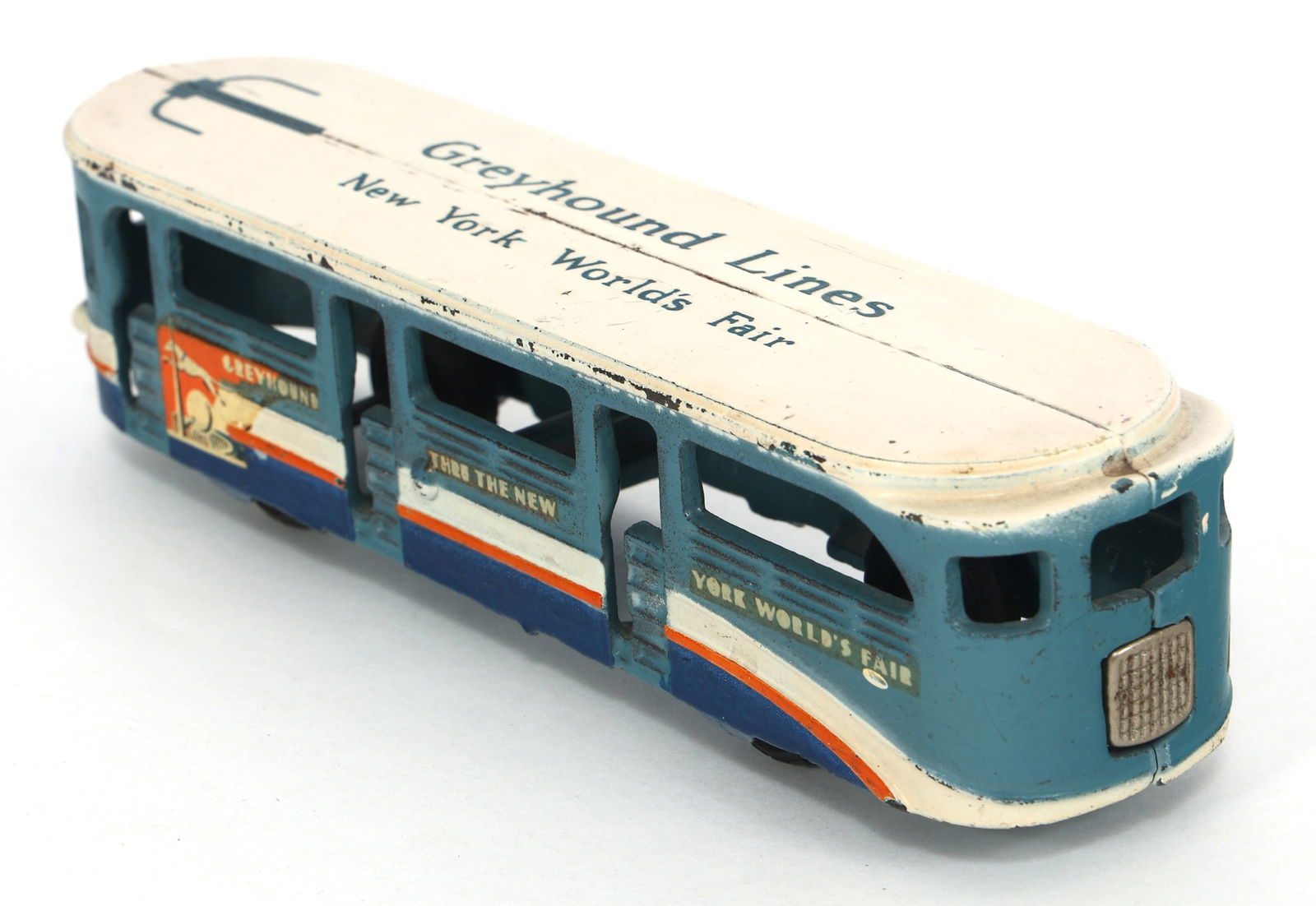 NEW YORK WORLD'S FAIR 1939 DIE-CAST GREYHOUND TOY BUS (1 of 8)