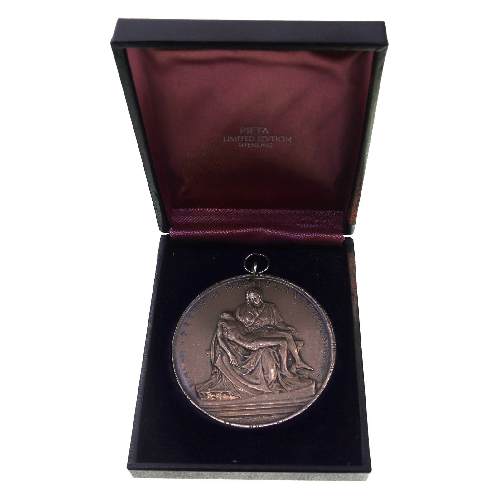 NY WORLD'S FAIR 1964 TOWLE PIETA STERLING MEDALLION: NY WORLD'S FAIR 1964 TOWLE PIETA STERLING MEDALLION 1964 New York World's Fair Vatican Pavilion Towle / Medallic Art sterling silver medallion of Michelangelo's Pieta statue of Mother Mary h