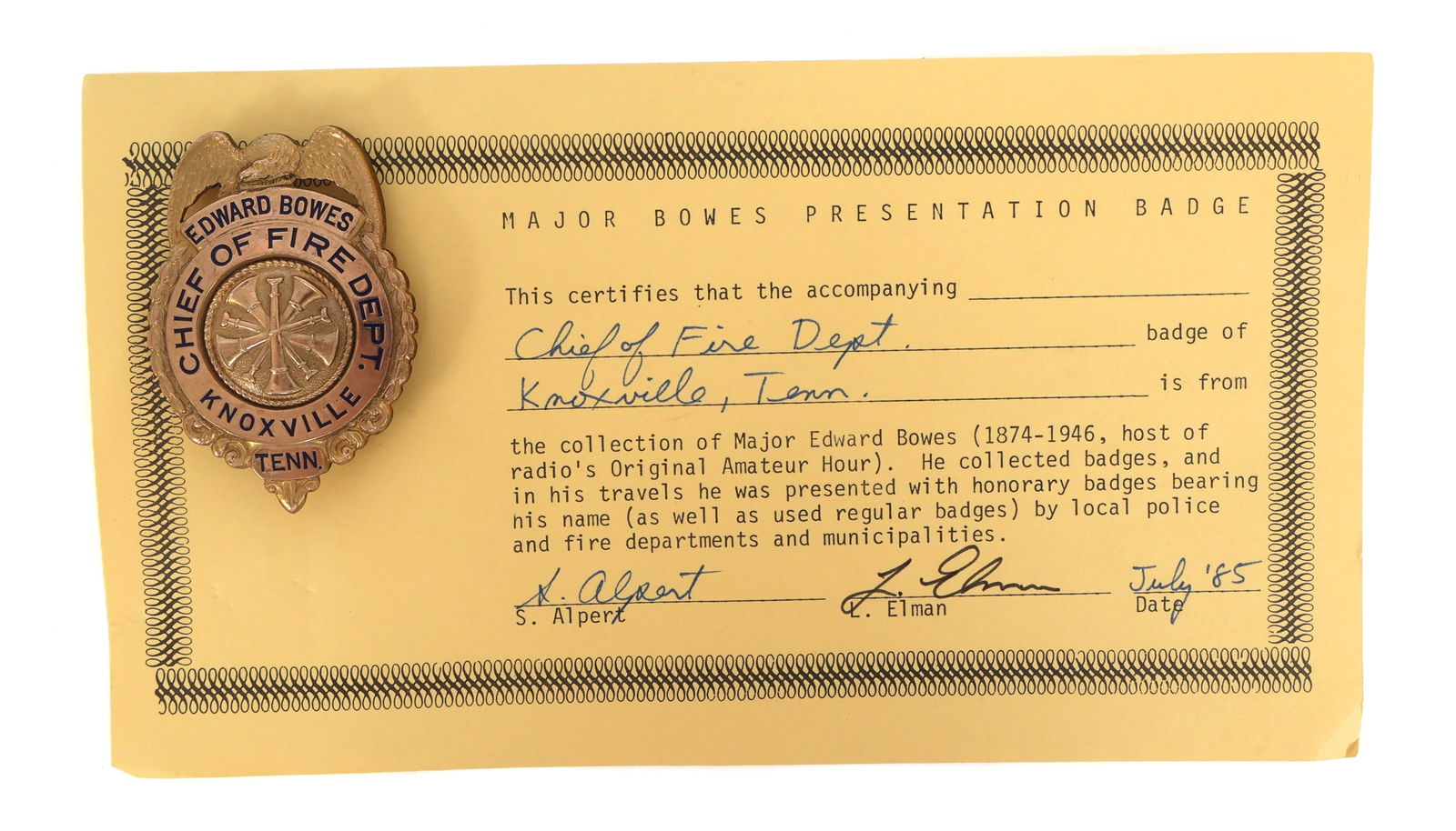 MAJOR BOWES AMATEUR HOUR KNOXVILLE TN FIRE CHIEF BADGE (1 of 4)