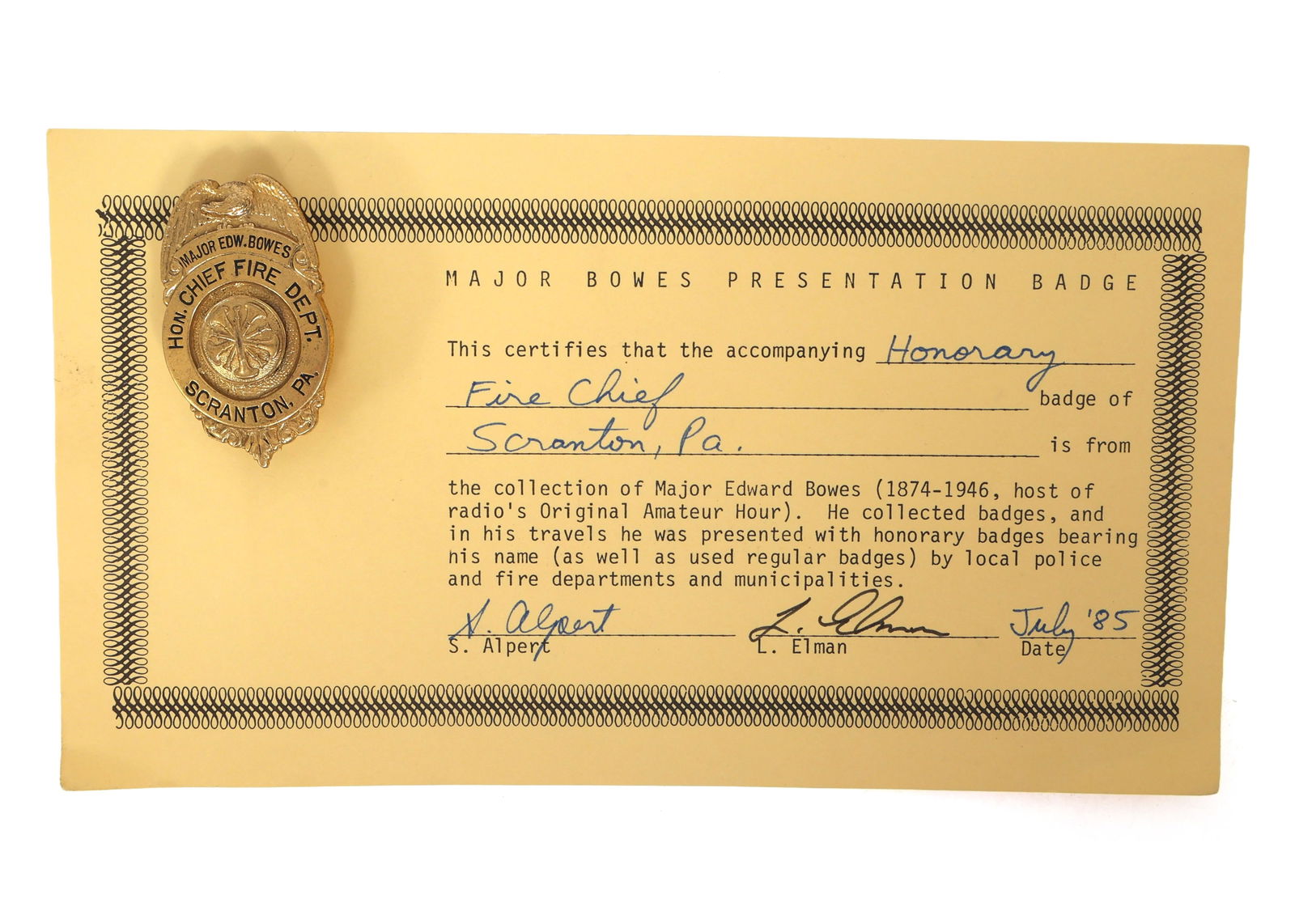 MAJOR BOWES AMATEUR HOUR SCRANTON, PA FIRE CHIEF BADGE (1 of 4)