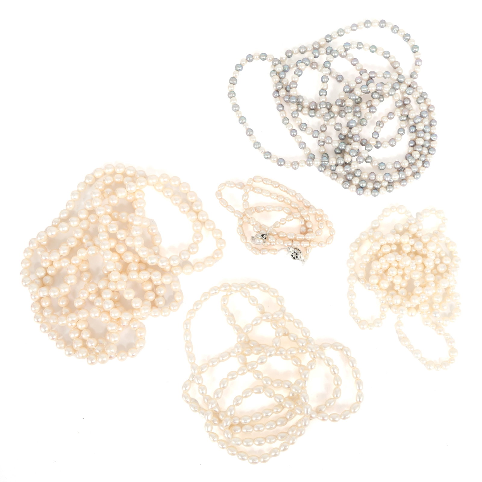 COSTUME PEARL NECKLACES: COSTUME PEARL NECKLACES Costume pearl necklaces. Sizes: 30" 62" 64" 98" 100" Weight: 835g