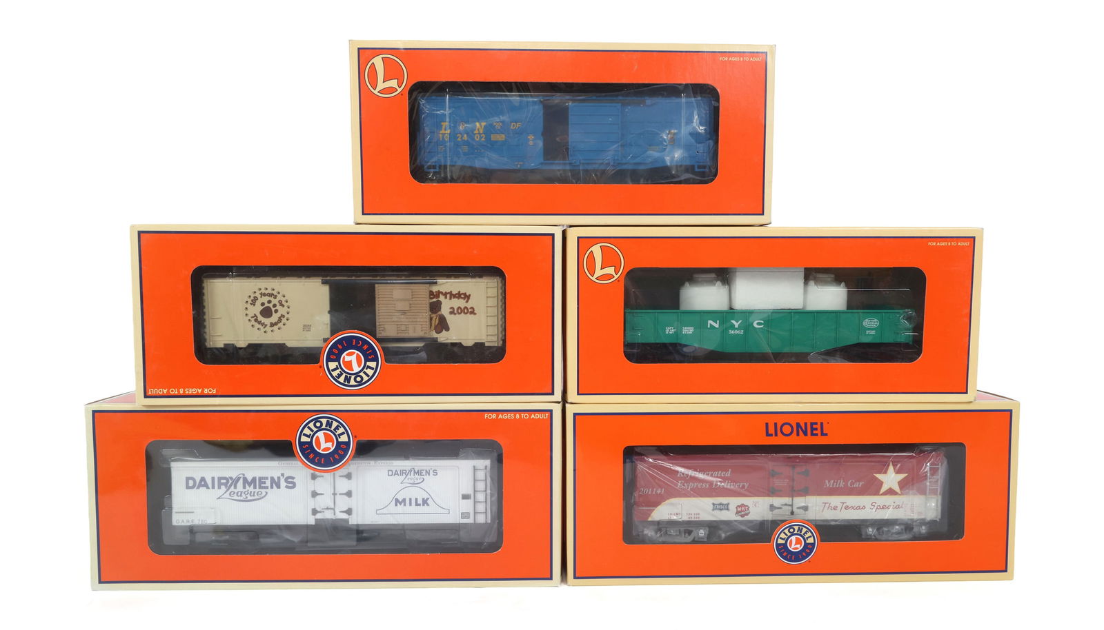 LIONEL O GAUGE TRAIN CARS - LOT OF 5 (1 of 2)
