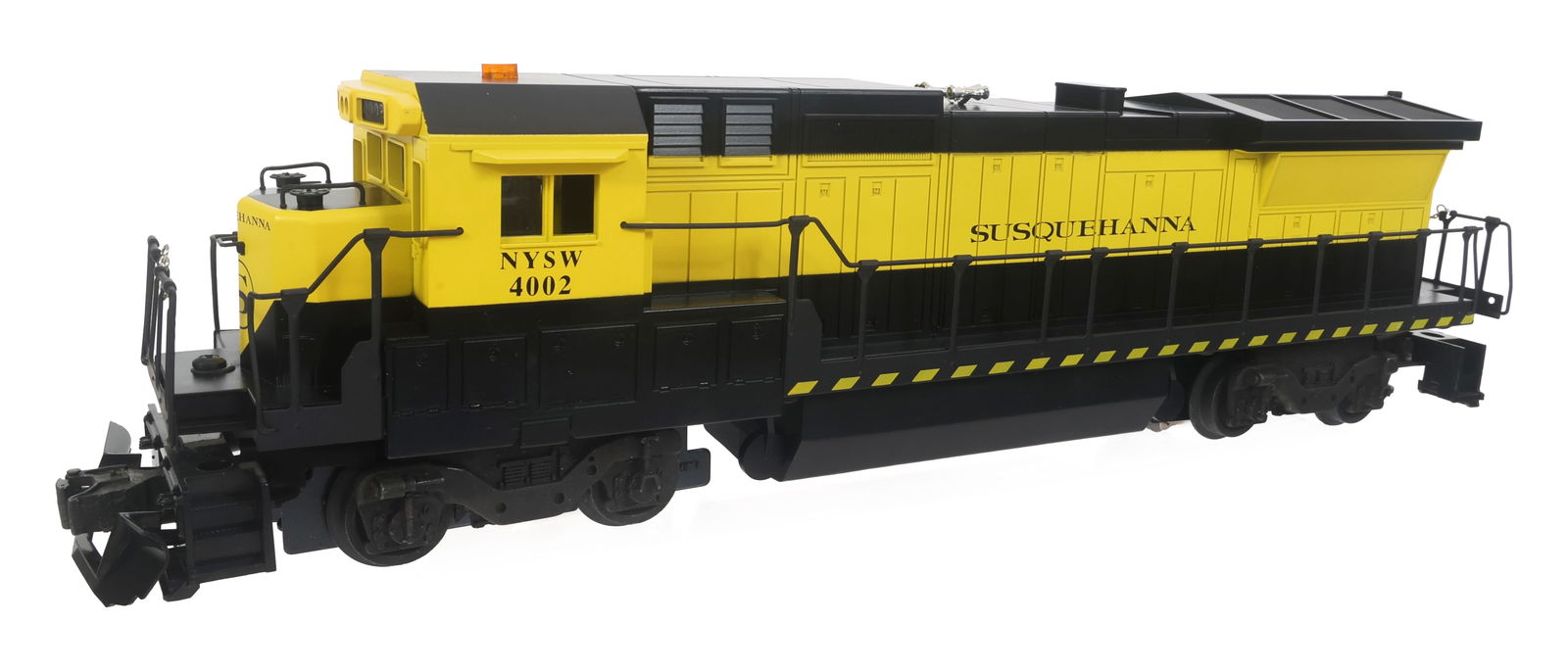 LIONEL O GAUGE SUSQUEHANNA DASH 8-40B DIESEL LOCOMOTIVE (1 of 3)