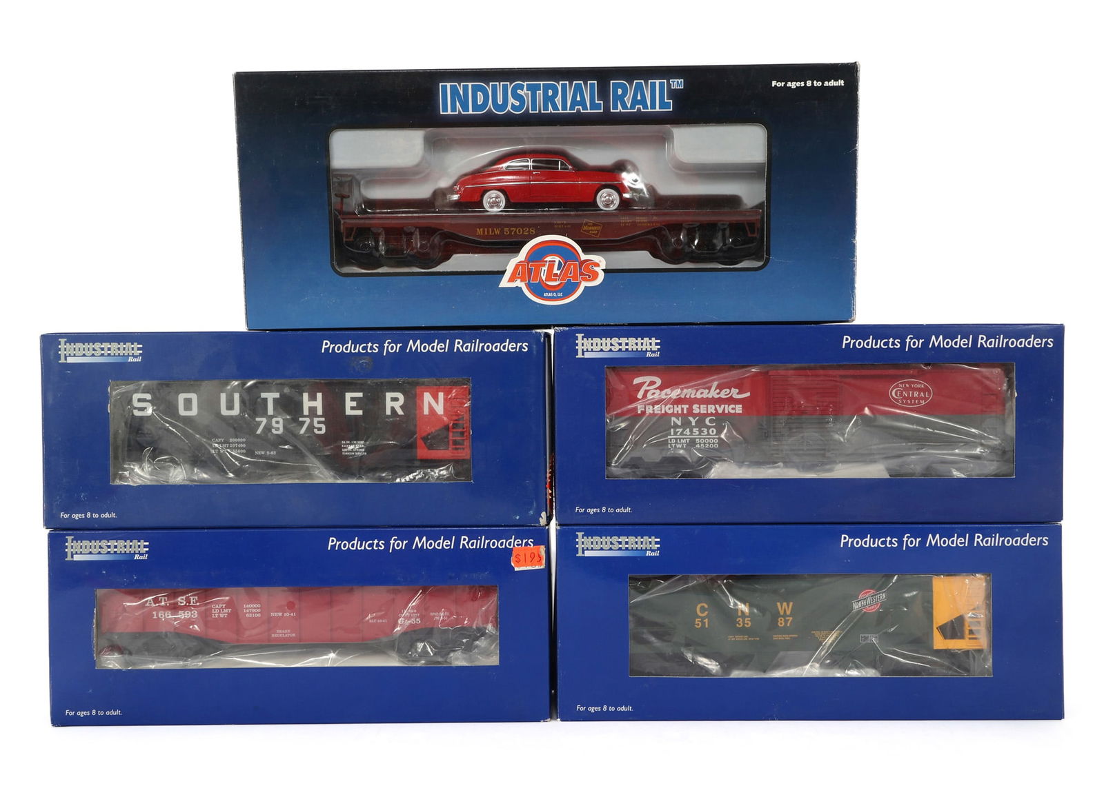 INDUSTRIAL RAIL O-27 GAUGE TRAIN CARS - LOT OF 5 (1 of 2)