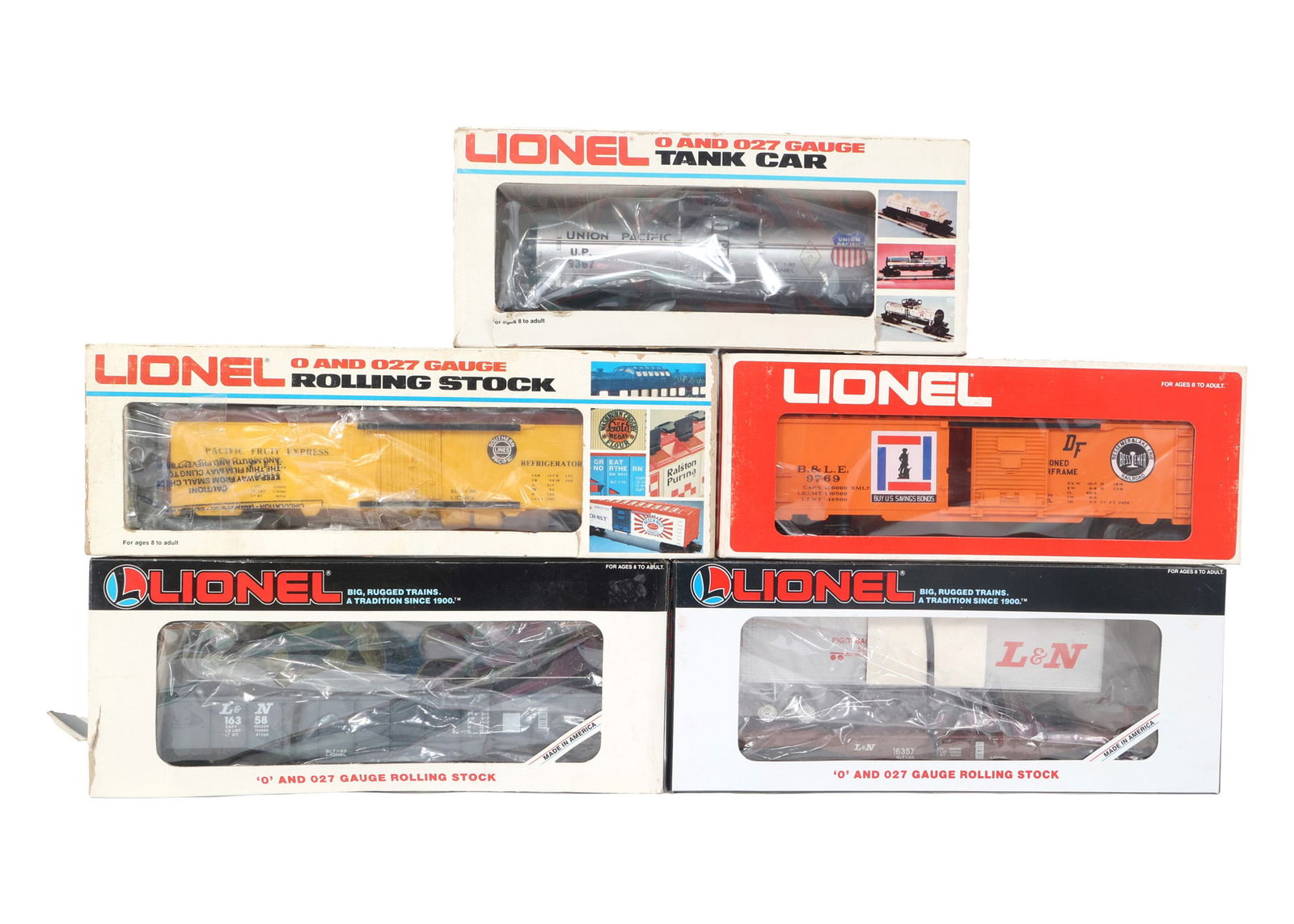 LIONEL O GAUGE TRAIN CARS - LOT OF 5 (1 of 2)