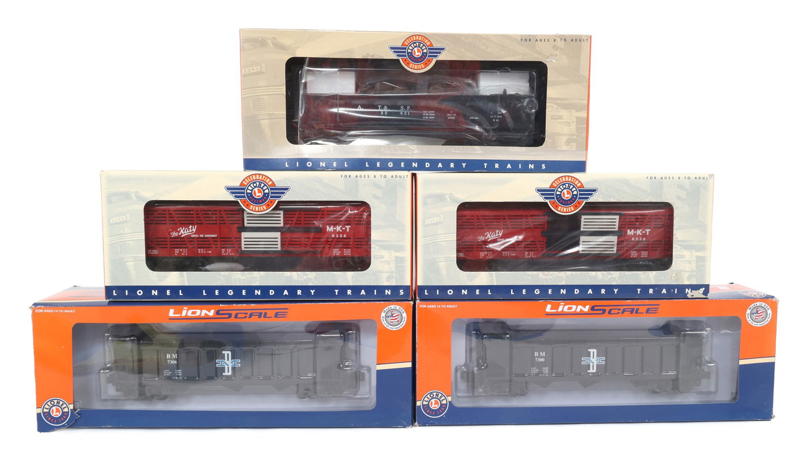 LIONEL O GAUGE TRAIN CARS - LOT OF 5 (1 of 2)