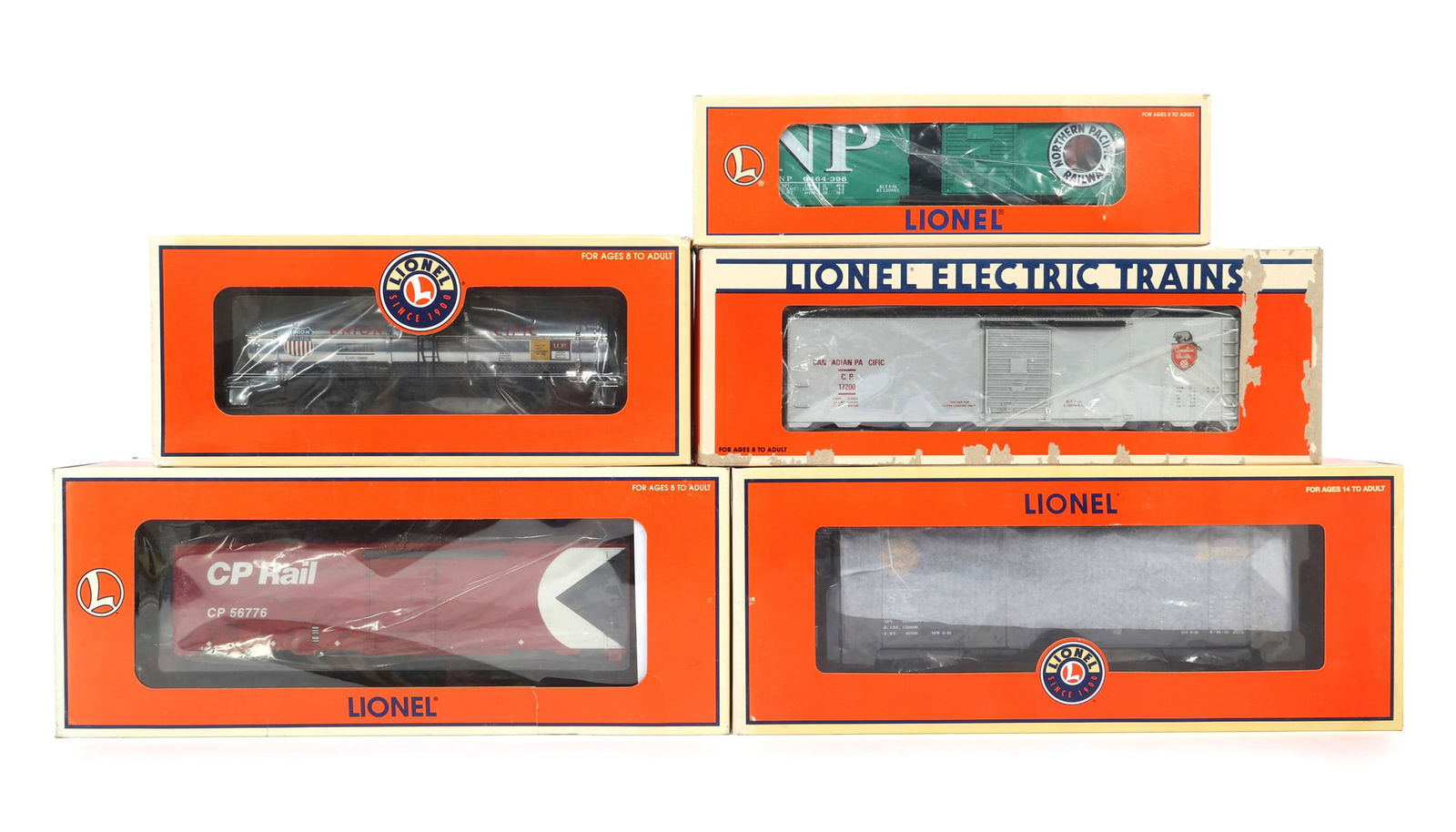LIONEL O GAUGE TRAIN CARS - LOT OF 5 (1 of 2)