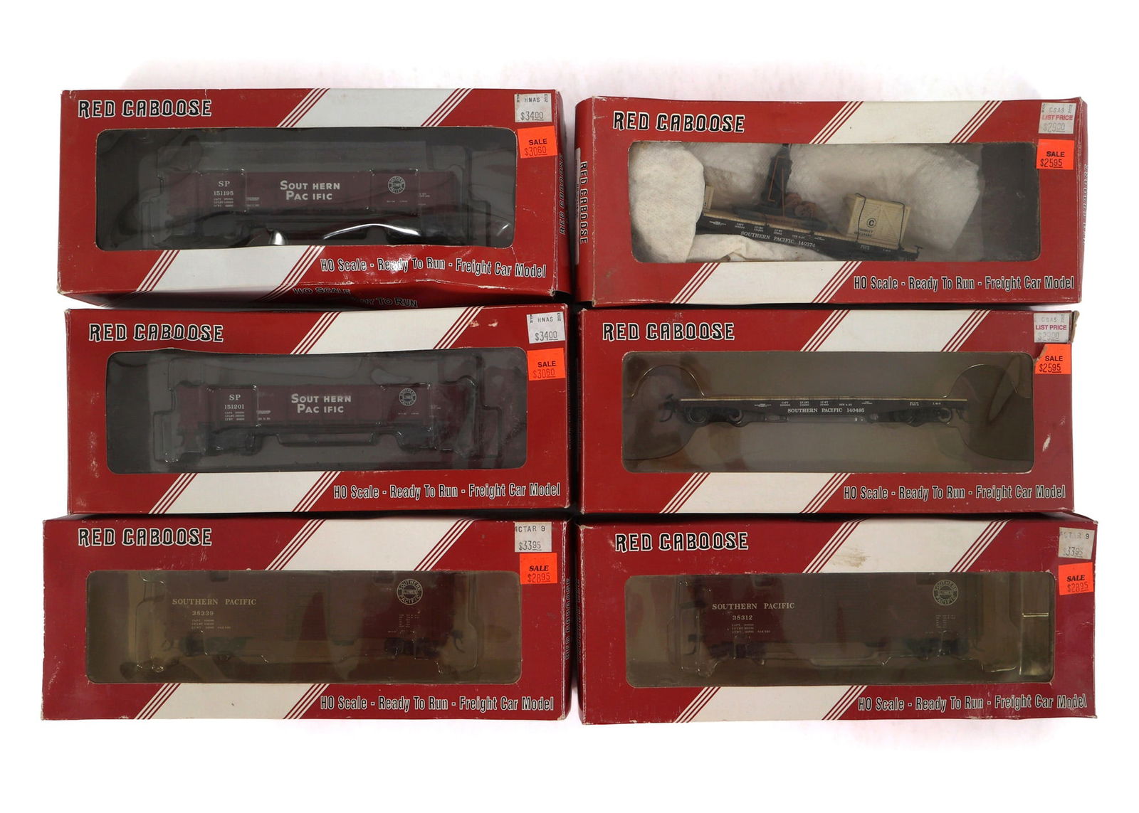 RED CABOOSE HO GAUGE TRAIN CARS - LOT OF 6 (1 of 2)