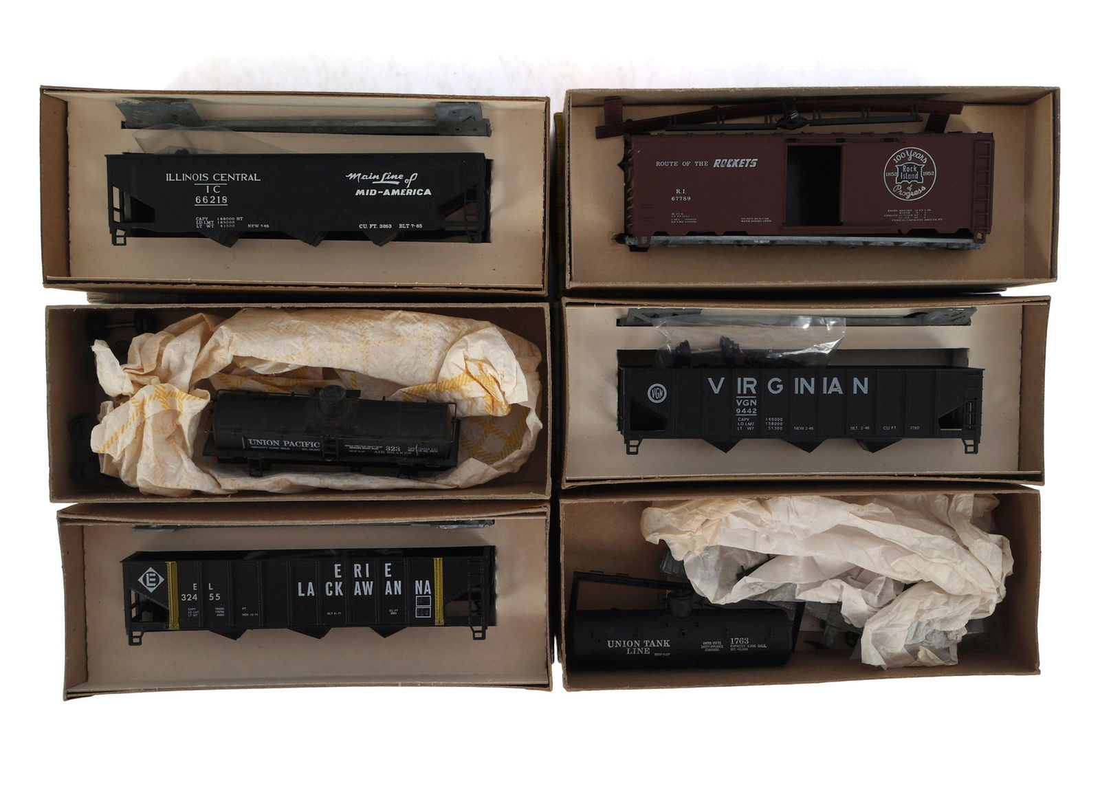 ROUNDHOUSE HO GAUGE TRAIN CAR KITS - LOT OF 6 (1 of 3)