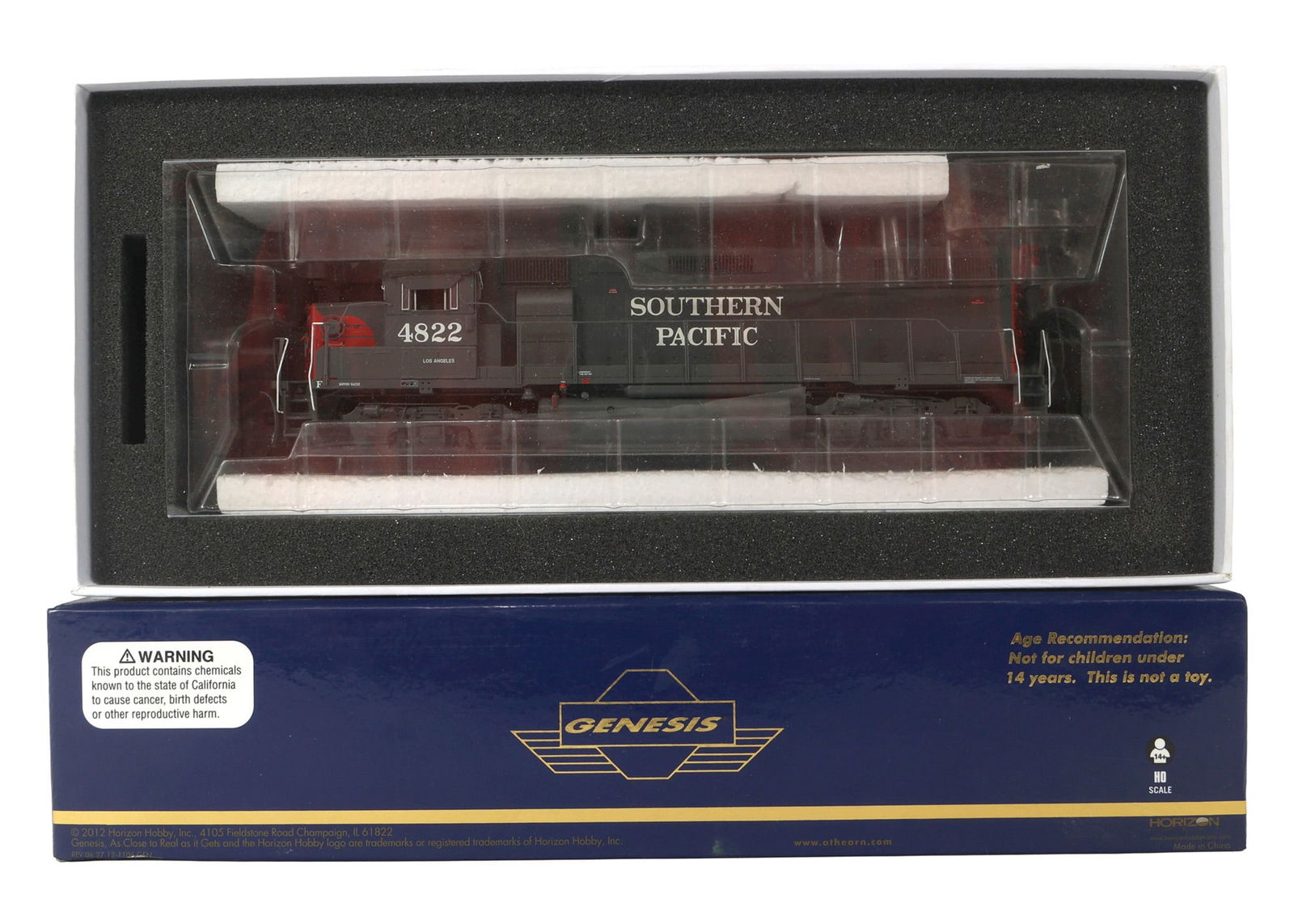 GENESIS HO GAUGE SP GP38-2 POWERED LOCOMOTIVE (1 of 3)