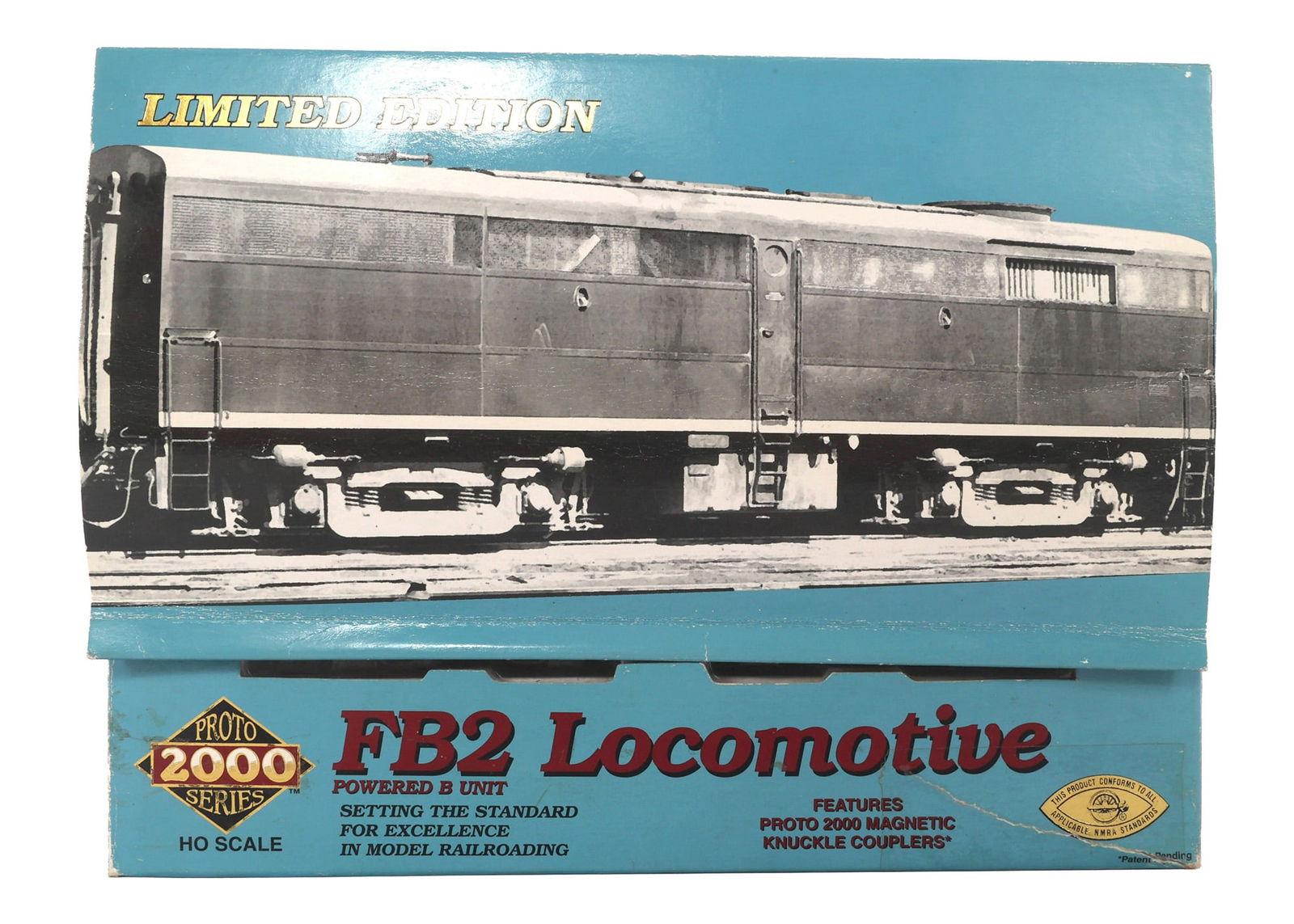 PROTO 2000 SERIES HO GAUGE FB2 POWERED LOCOMOTIVE (1 of 3)