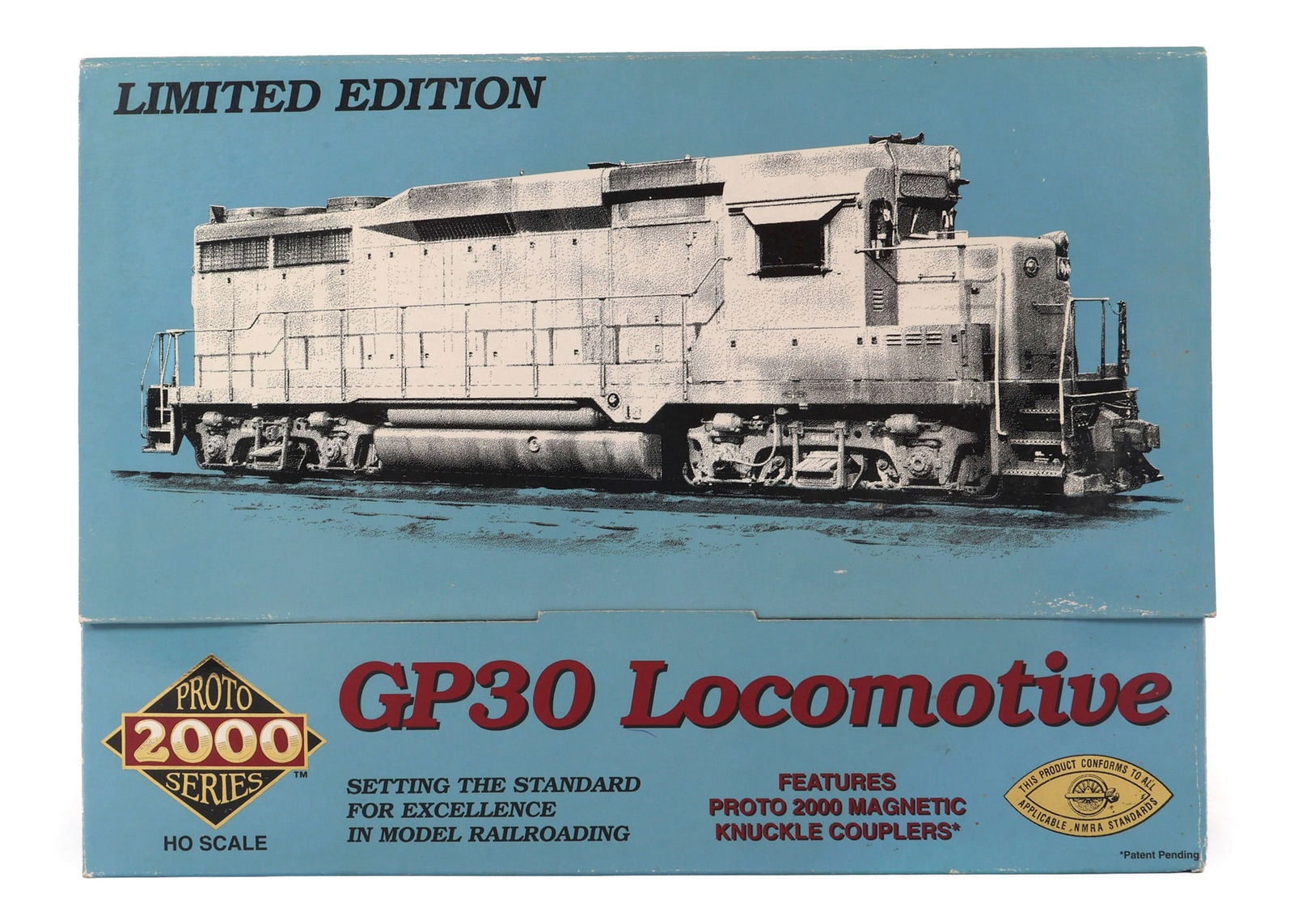 PROTO 2000 SERIES HO GAUGE GP30 POWERED LOCOMOTIVE (1 of 3)