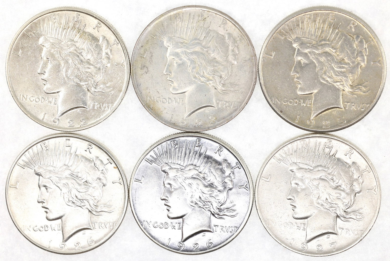 US SILVER PEACE DOLLAR XF COINS - LOT OF 6: US SILVER PEACE DOLLAR XF COINS - LOT OF 6 United States .900 silver Peace $1 coins, all XF condition: 1922-P 1923-P 1925-P 1926-D 1926-S 1927-D <