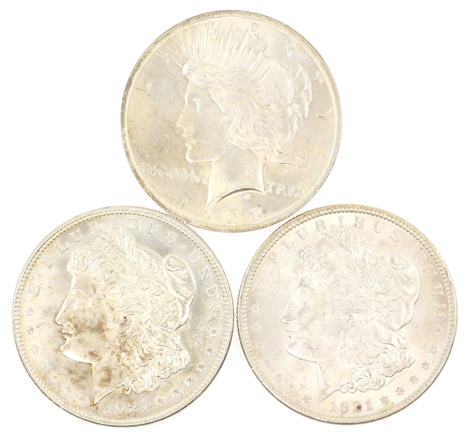 US SILVER MORGAN & PEACE DOLLAR COINS - LOT OF 3: US SILVER MORGAN & PEACE DOLLAR COINS - LOT OF 3 United States .900 silver $1 coins: (2) 1921 Morgan (1) 1923 Peace IMPORTANT NOTE - PLEASE READ: OUR IN-HOUSE SHIPPING & INVOIC